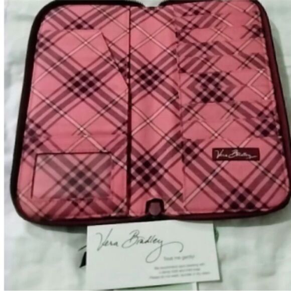 Vera Bradley Travel Organizer/Wallet in Piccadilly Plum Pattern (Fall 2005) - Picture 3 of 5